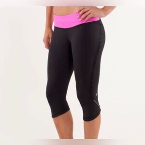 🍋 LULULEMON Run: Fast and Free Crop - Black/Pow Pink (Size 4) 🍋